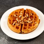 Βάφλα ή Pancakes Μέλι Καρύδια